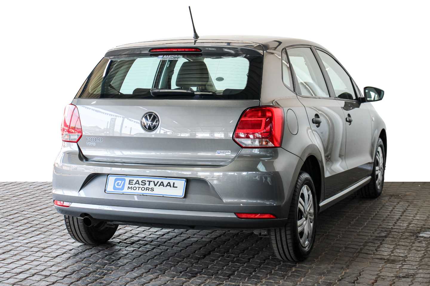 VOLKSWAGEN POLO VIVO 1.4 TRENDLINE (5DR) - 8 