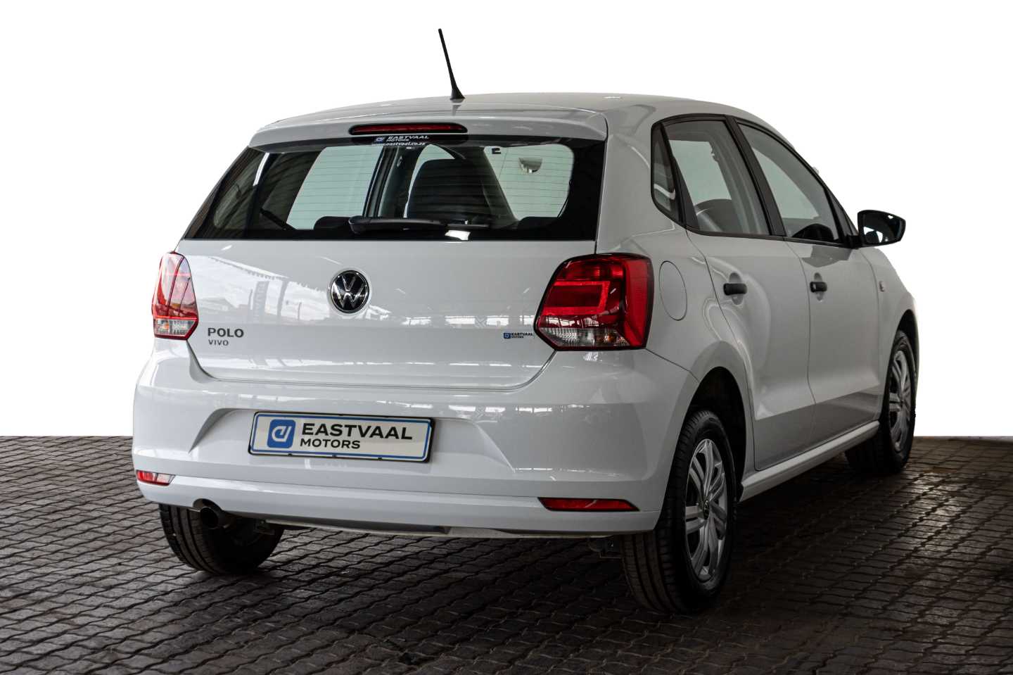 VOLKSWAGEN POLO VIVO 1.4 TRENDLINE (5DR) - 5 