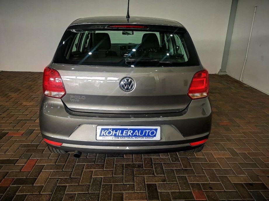 VOLKSWAGEN POLO VIVO 1.6 COMFORTLINE TIP (5DR) - 7 