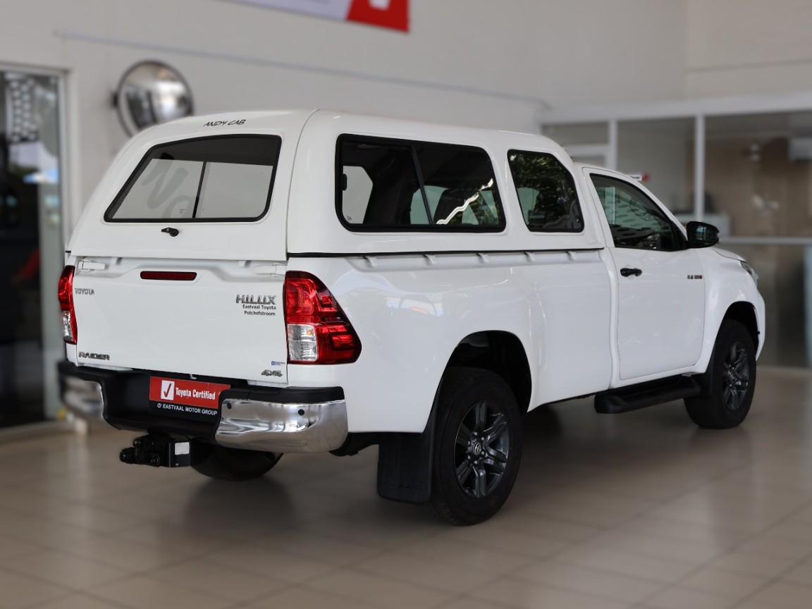 TOYOTA HILUX 2016 ON HiluxSC 2.4GD6 4X4 RAI MT (C09) - 2 