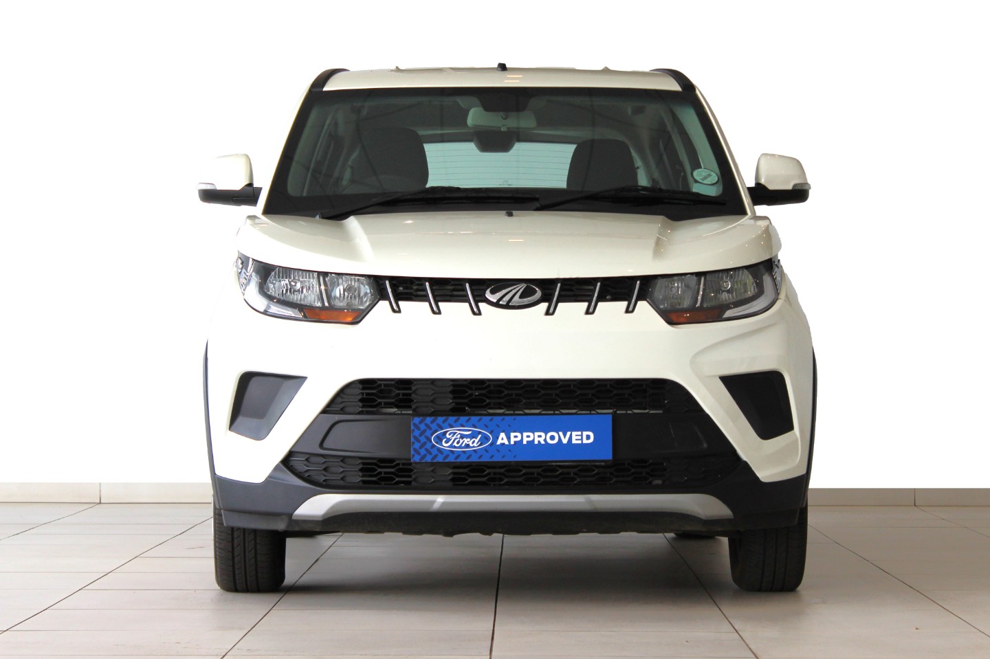 MAHINDRA KUV 100 1.2TD K6+ NXT - 1 