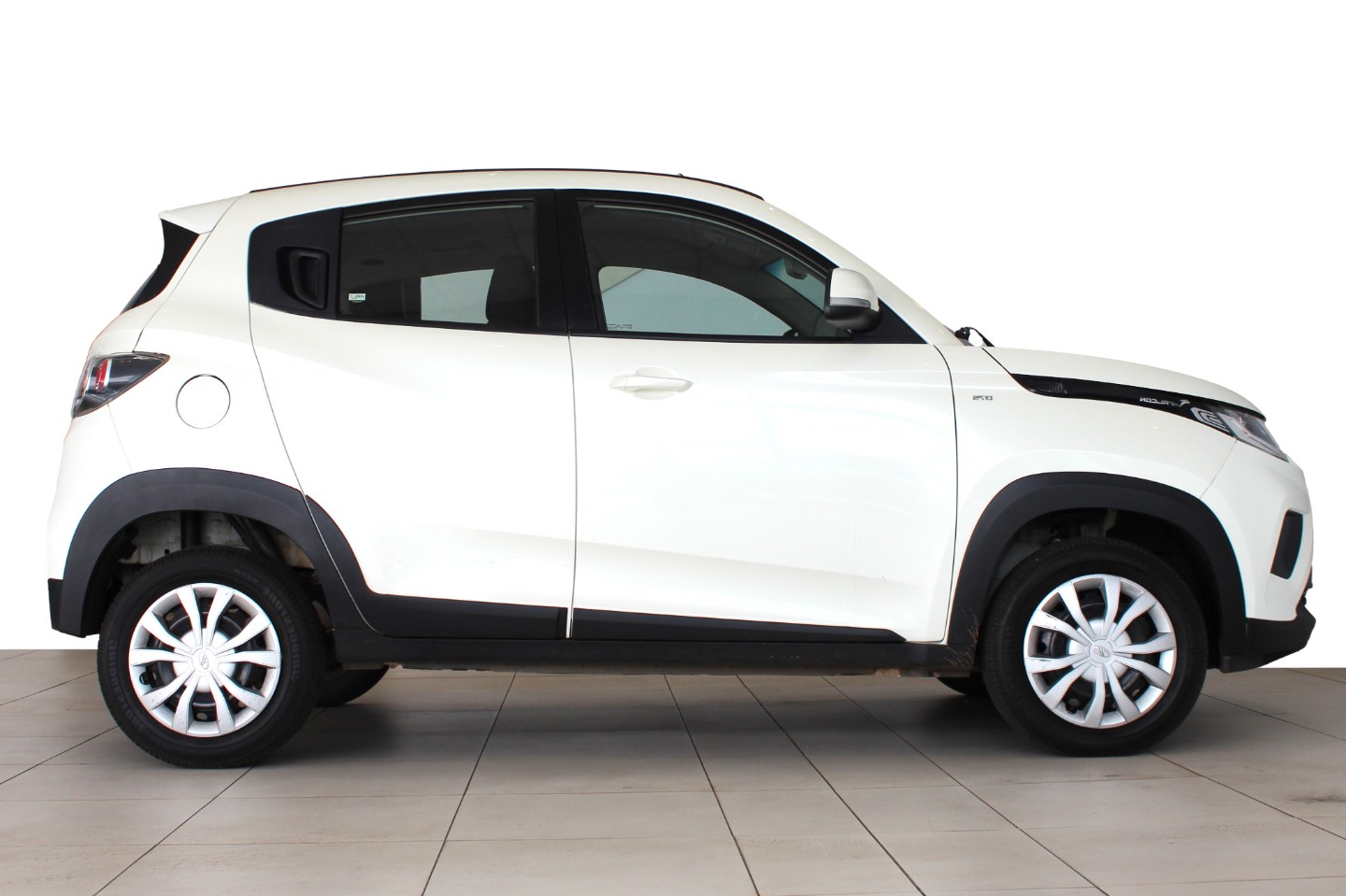 MAHINDRA KUV 100 1.2TD K6+ NXT - 7 