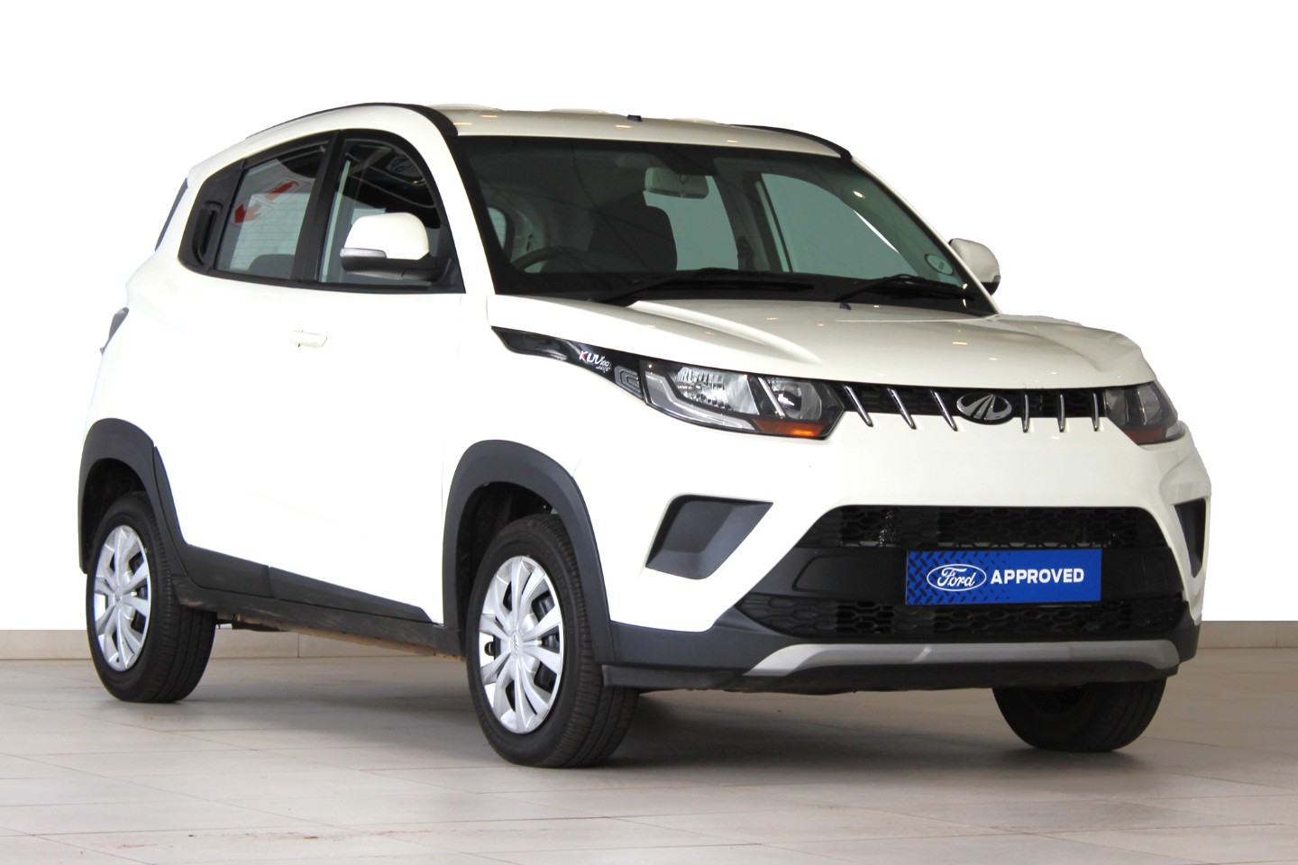 Mahindra KUV 100 1.2 K6+ NXT