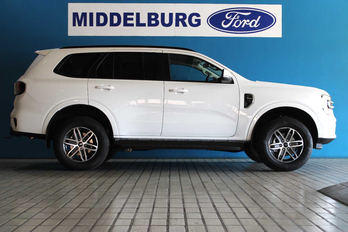 FORD EVEREST 2.0D BI-TURBO XLT A/T - 7 