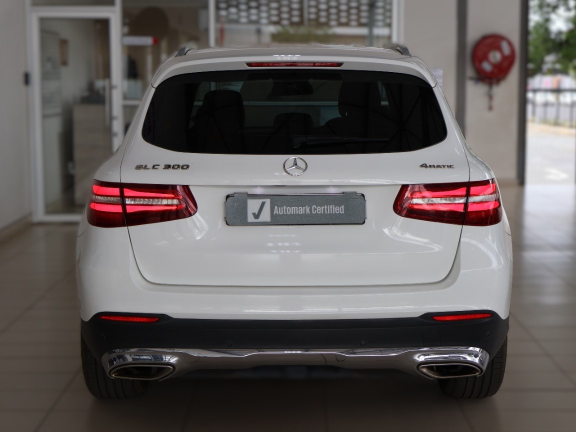 MERCEDES-BENZ GLC 300 - 2 