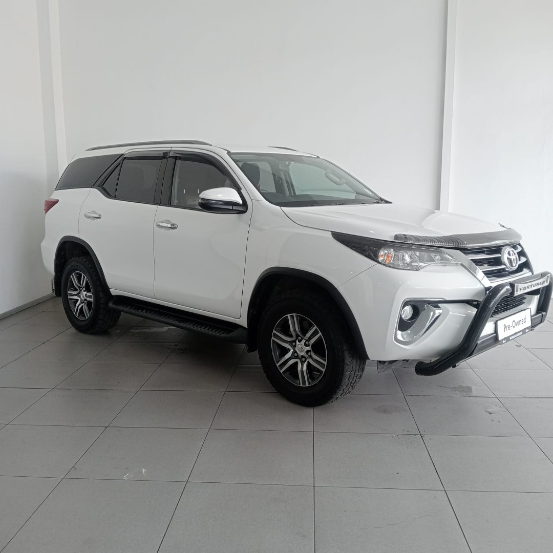 Toyota Fortuner V 2.4 GD-6 Raised Body Auto