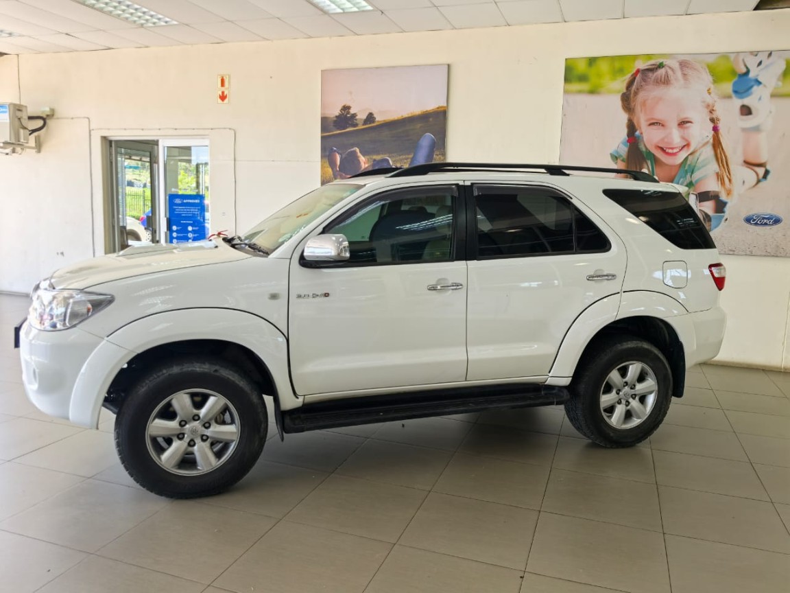 Toyota Fortuner III 3.0 D-4D 4x4