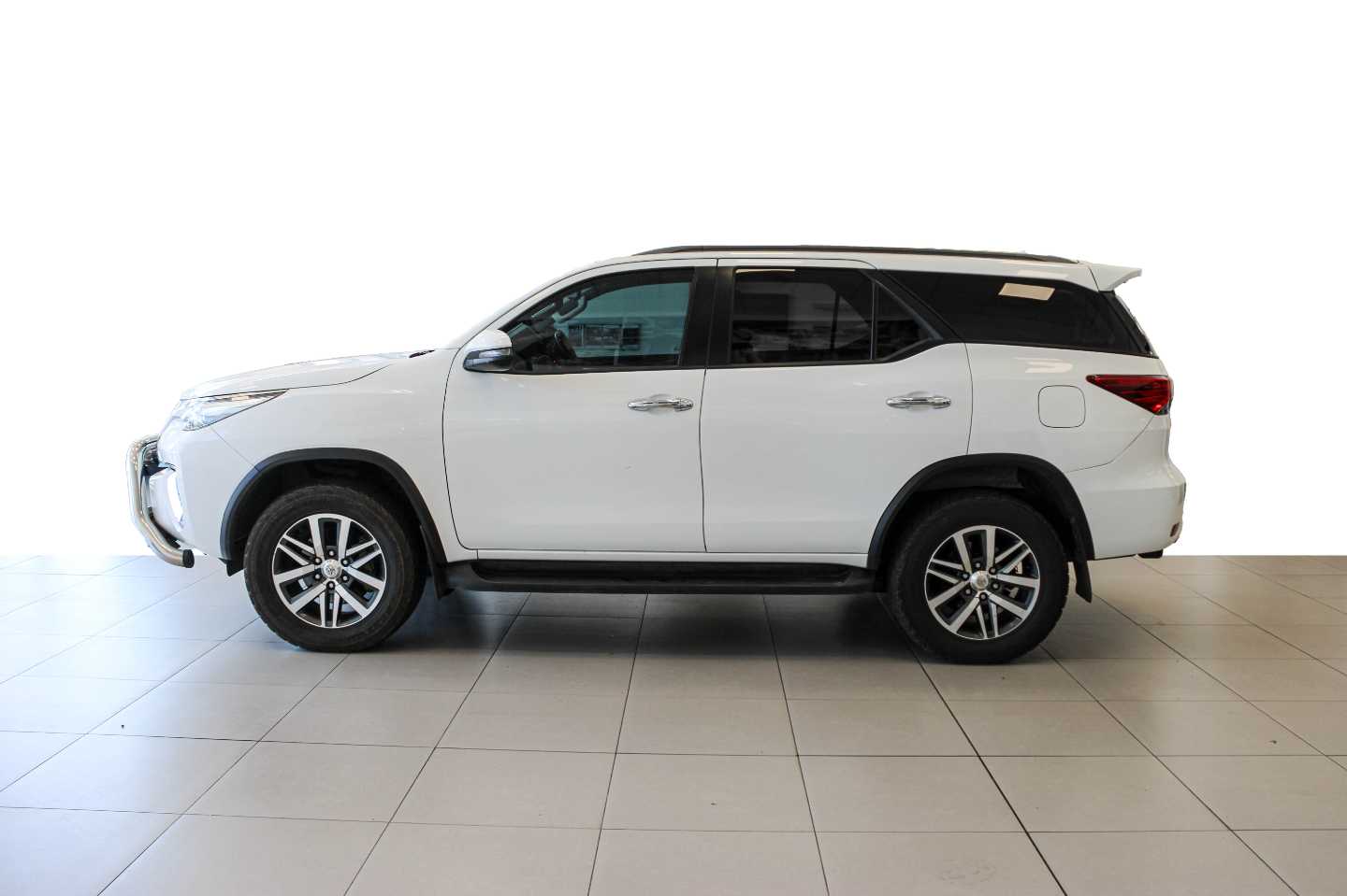 TOYOTA FORTUNER 2.8GD-6 4X4 EPIC A/T - 3 