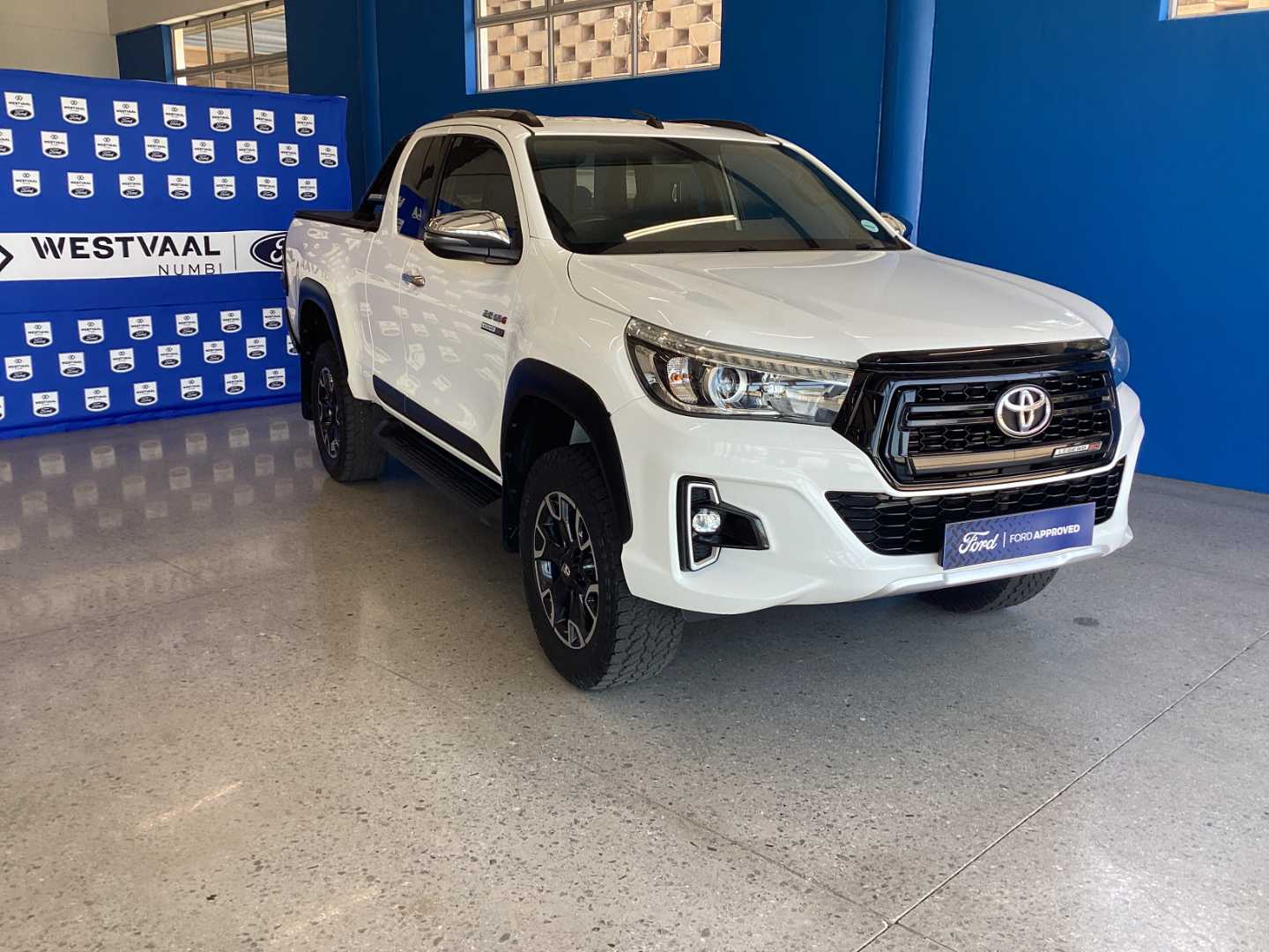 Toyota Hilux 2.8 GD-6 RB Raider Extra Cab Auto