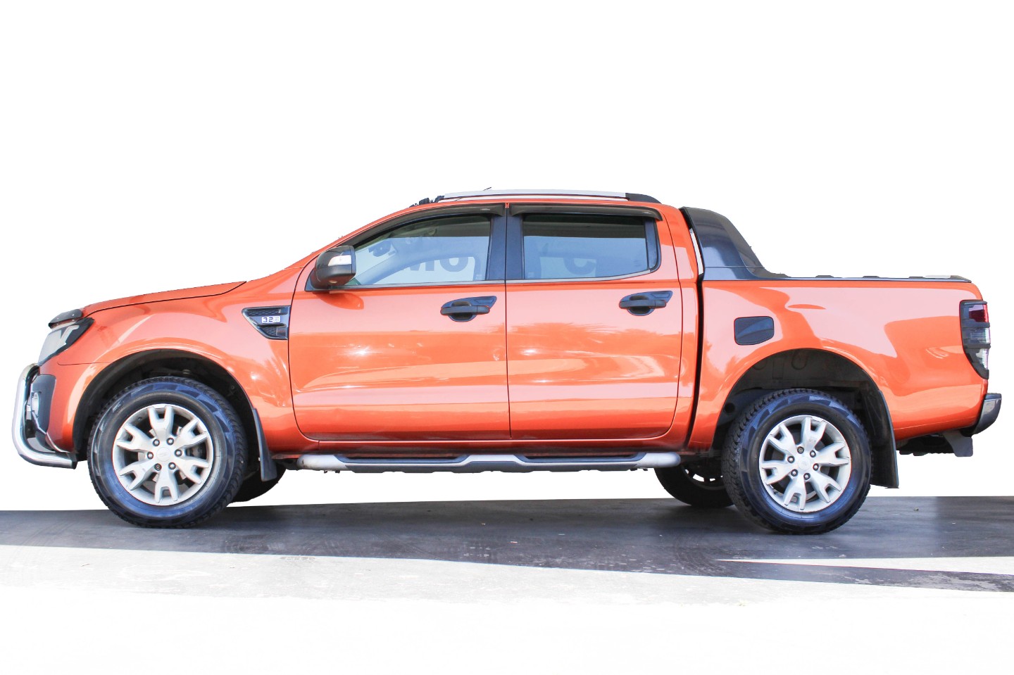 FORD RANGER 3.2TDCi WILDTRAK A/T P/U D/C - 8 