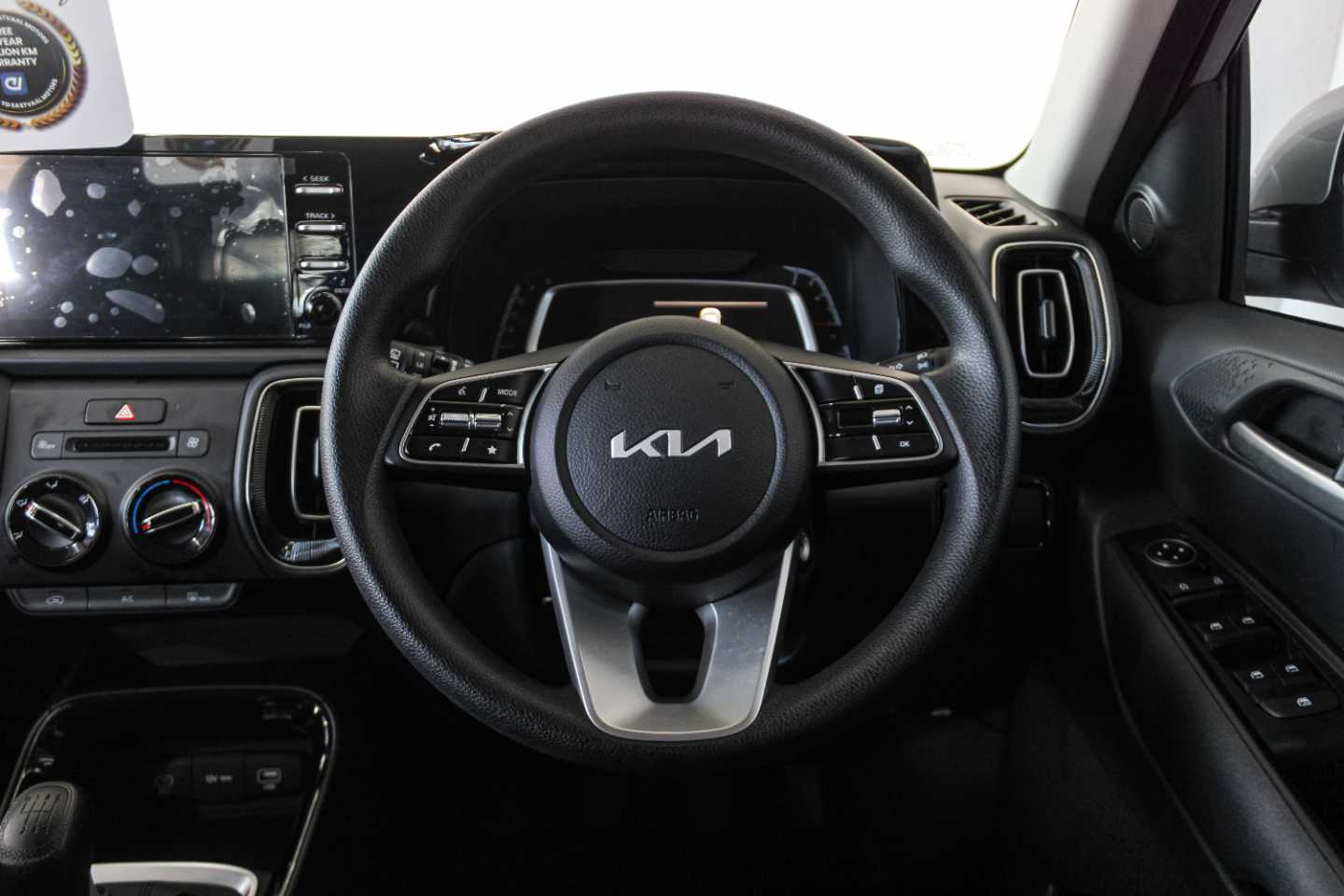 KIA SONET 1.5 CVT LS - 10 