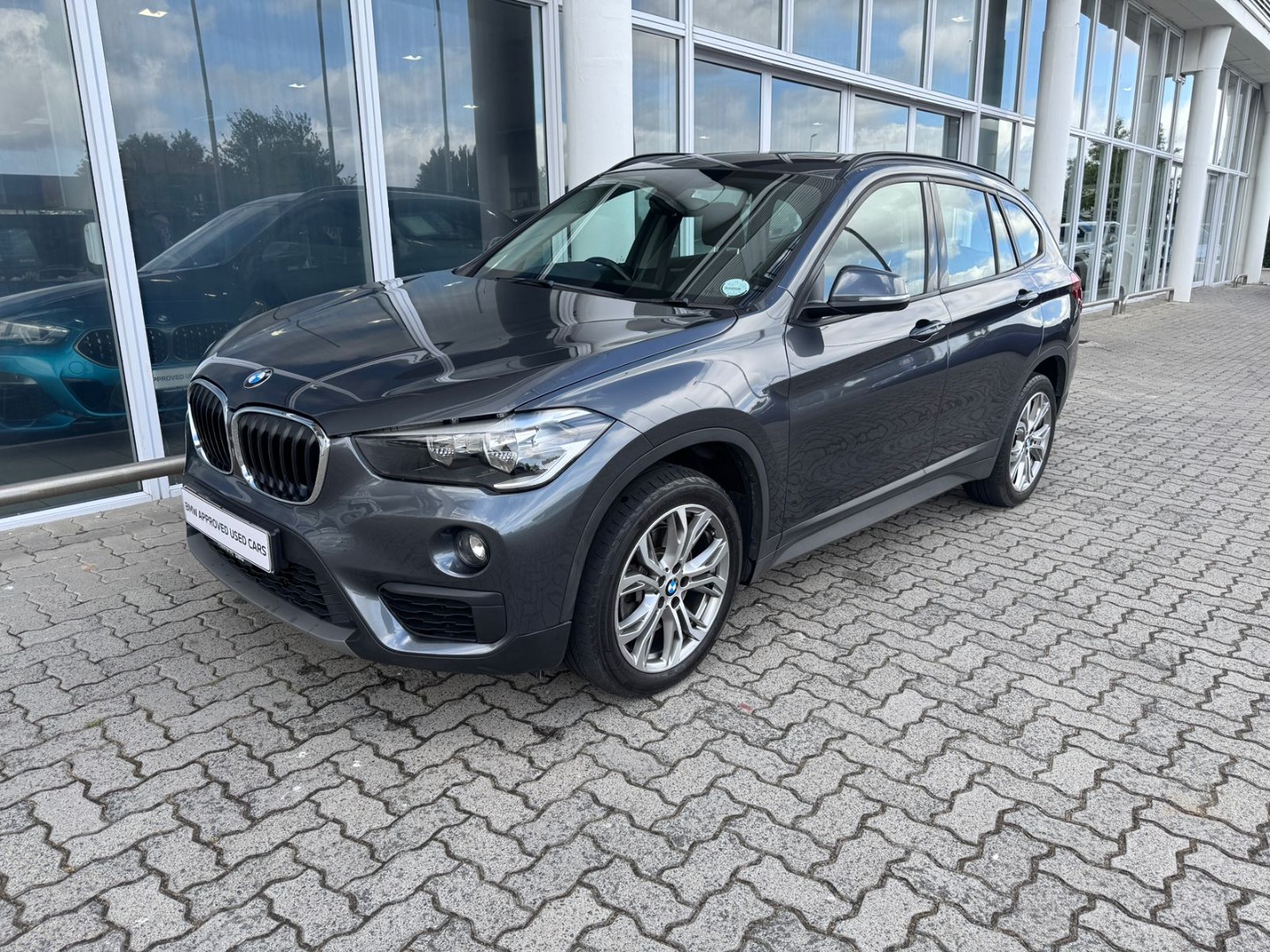 BMW X1 sDrive 20d (F48) (140 kW) Steptronic