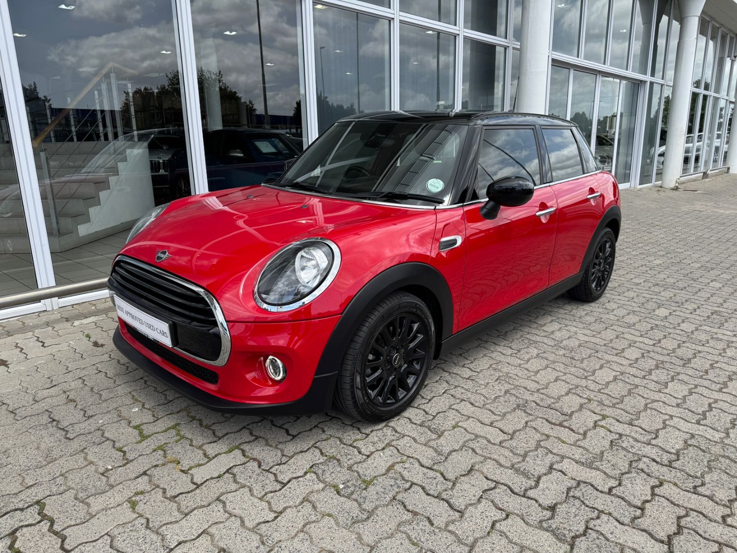 MINI Cooper (100 kW) 5 Door Auto (XU72) 