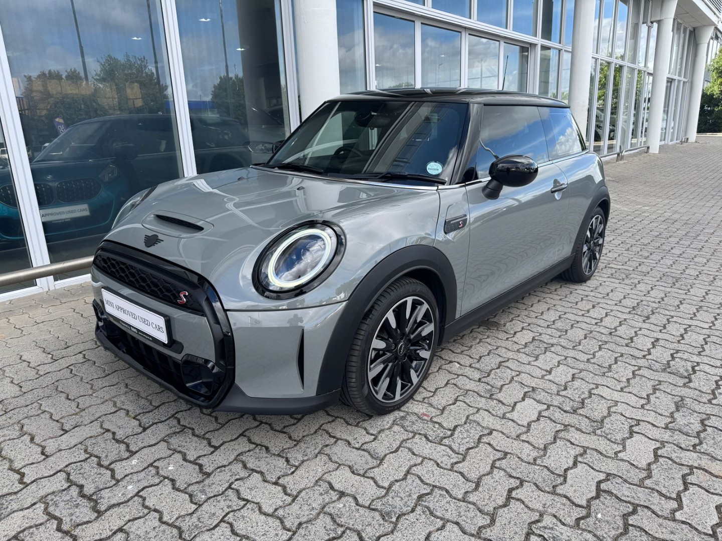 MINI Cooper S Mark V (141 kW) Steptronic