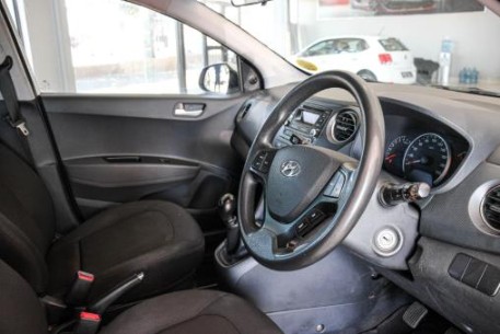 HYUNDAI i10 GRAND i10 1.0 MOTION - 14 