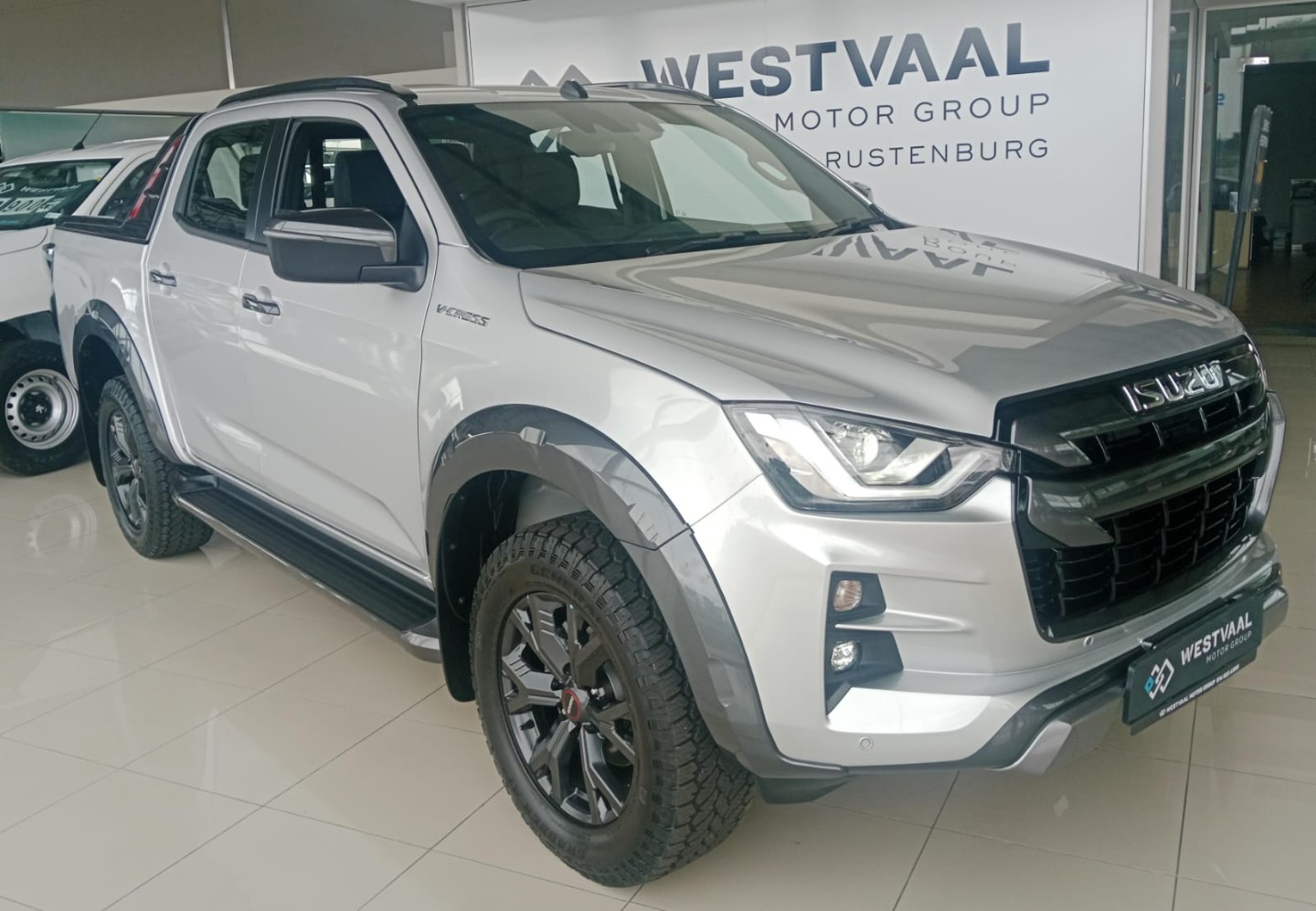 2025 ISUZU 3.0 DDI V-CROSS HR A/T  for sale - WV017|DF|8535