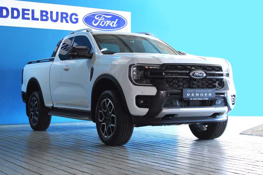 FORD RANGER 2.0D BI-TURBO WILDTRAK 4X4 A/T D/C P/U - Main Vehicle Image