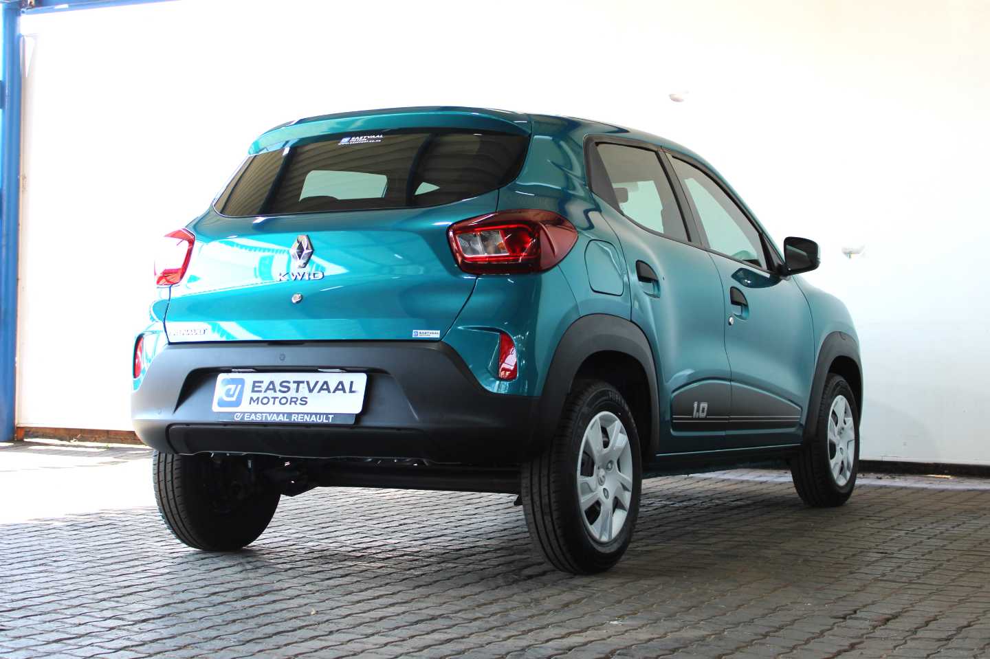 RENAULT KWID 1.0 EXPRESSION / LIFE 5DR - 5 