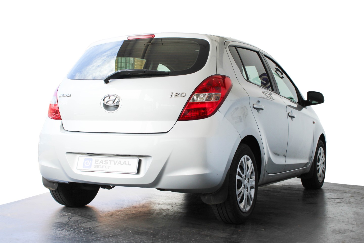 HYUNDAI i20 1.4 A/T - 3 