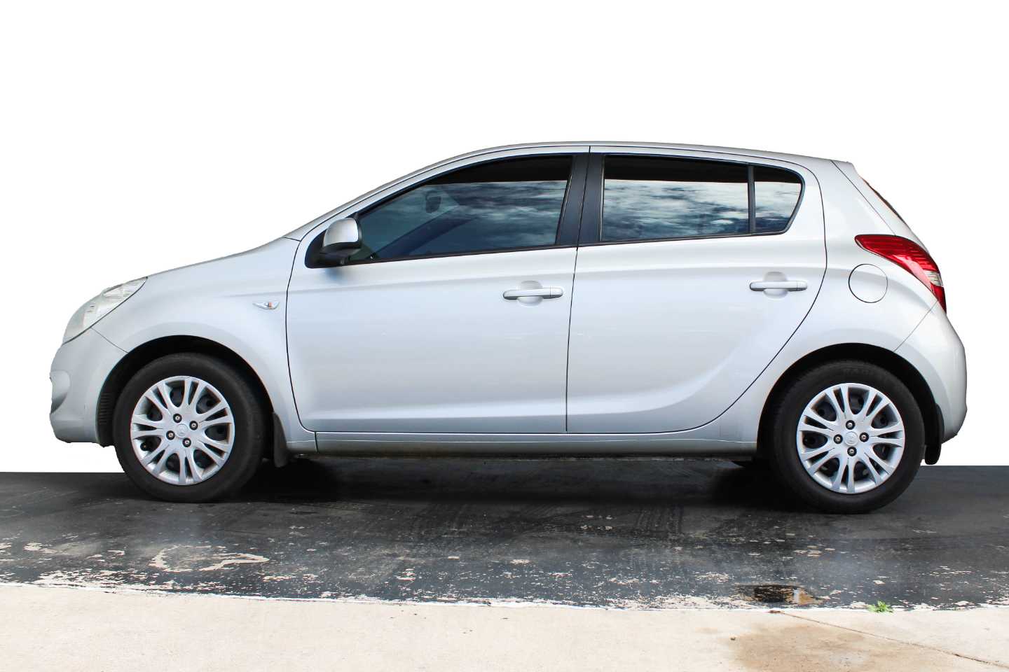 HYUNDAI i20 1.4 A/T - 5 