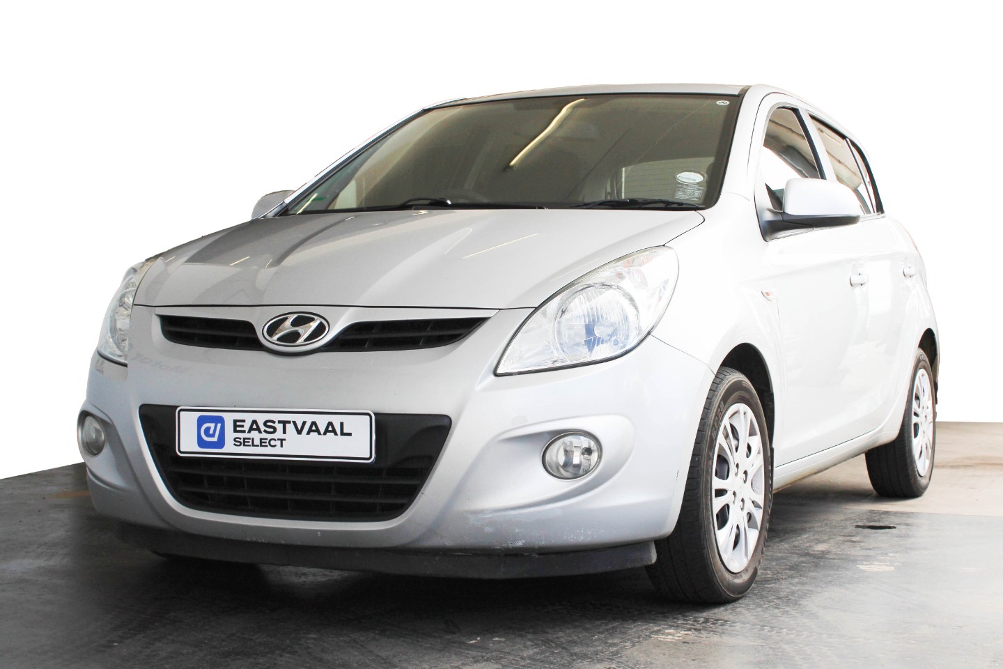 HYUNDAI i20 1.4 A/T - 2 