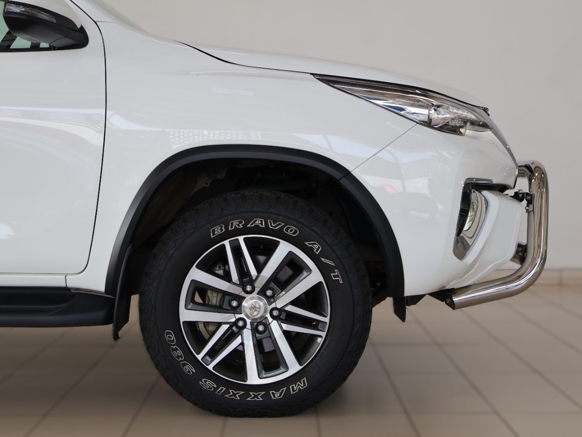 TOYOTA FORTUNER 2.8GD-6 4X4 A/T - 3 