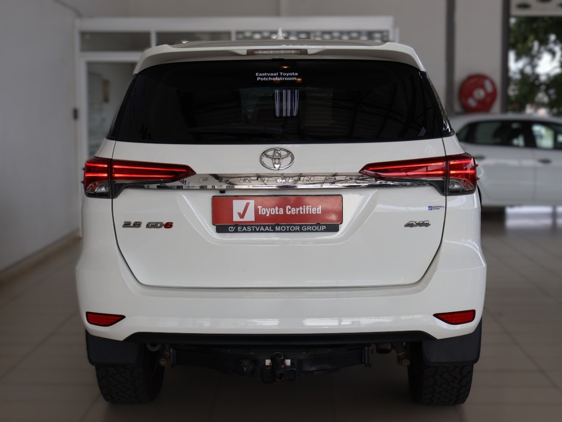 TOYOTA FORTUNER 2.8GD-6 4X4 A/T - 2 