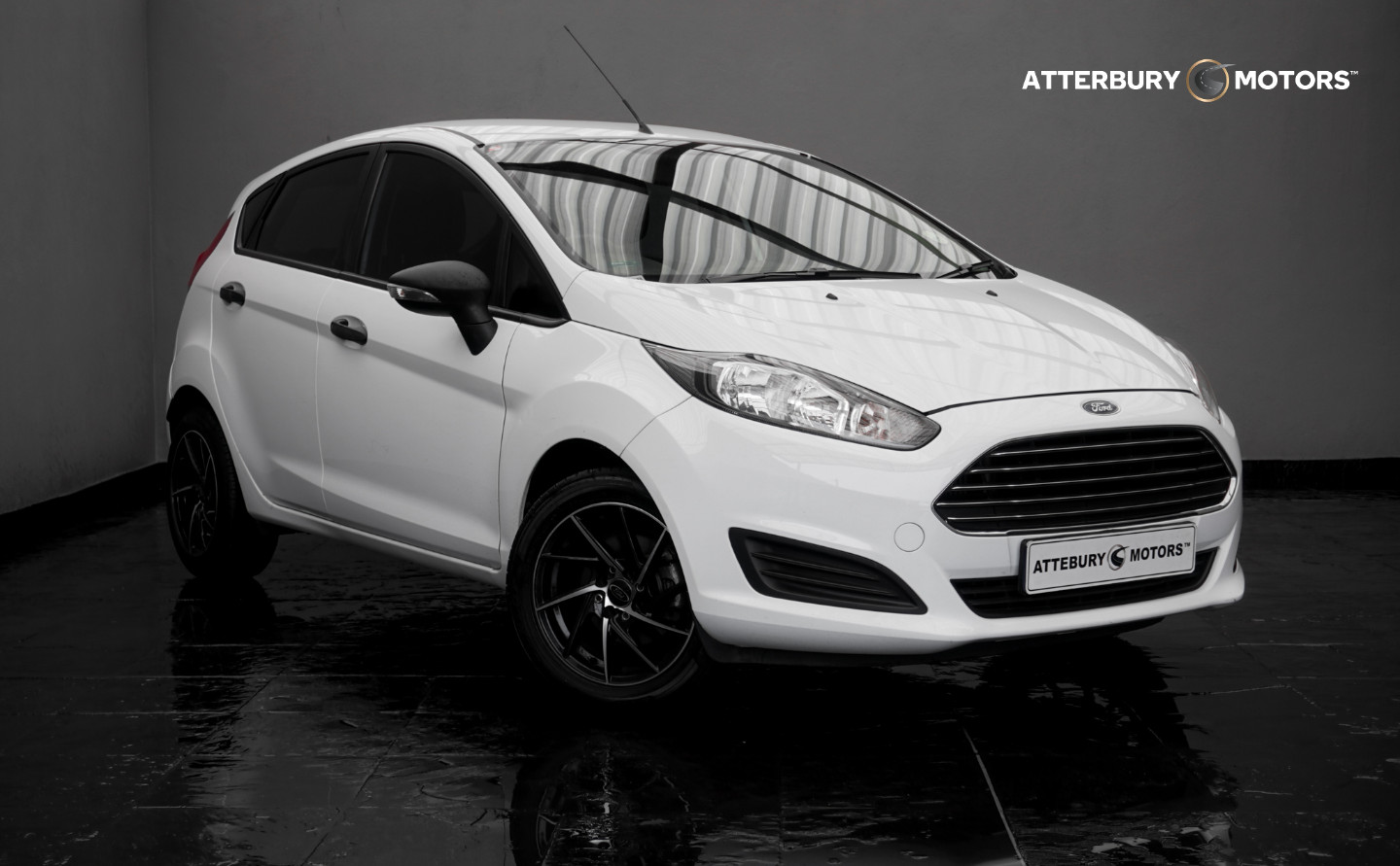 Ford Fiesta 1.0 EcoBoost Ambiente Powershift 5 Door