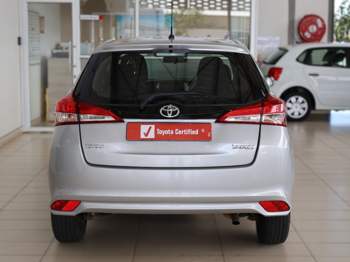 TOYOTA YARIS 1.5 Xi 5Dr - 4 