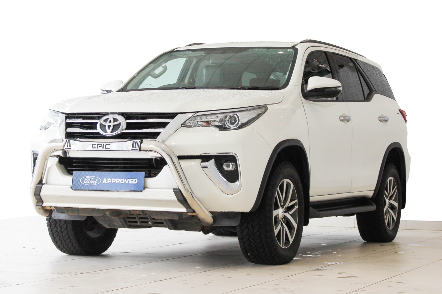 TOYOTA FORTUNER 2.8GD-6 EPIC A/T - 2 