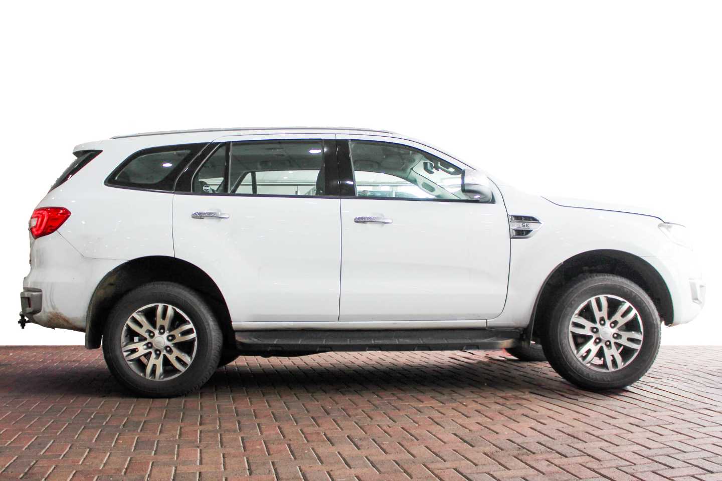 FORD EVEREST 3.2 TDCi  XLT A/T - 3 