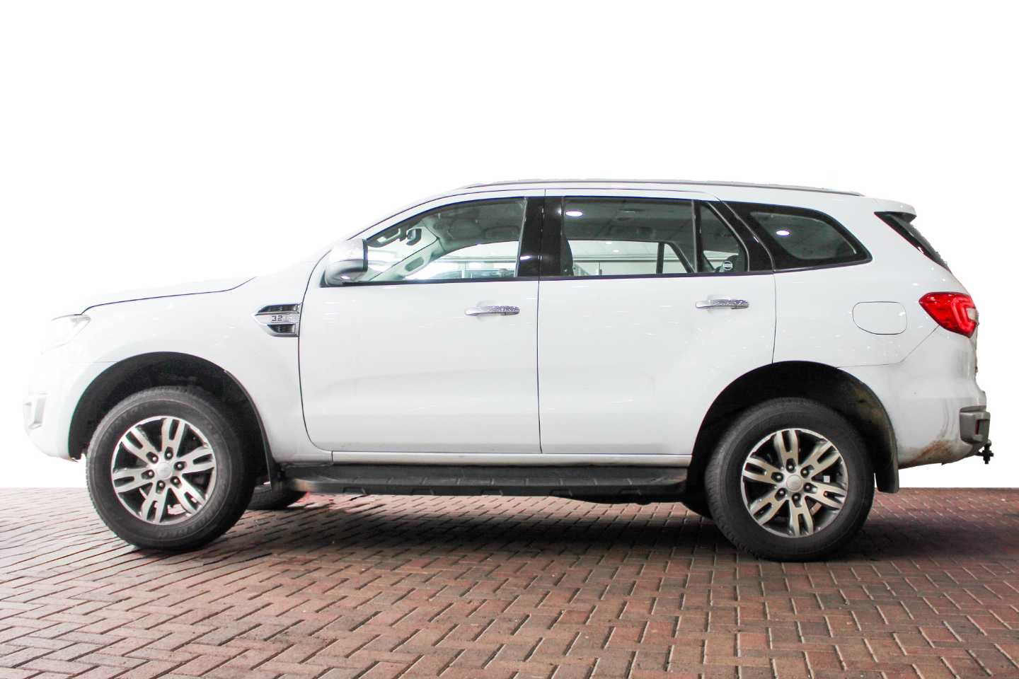 FORD EVEREST 3.2 TDCi  XLT A/T - 4 