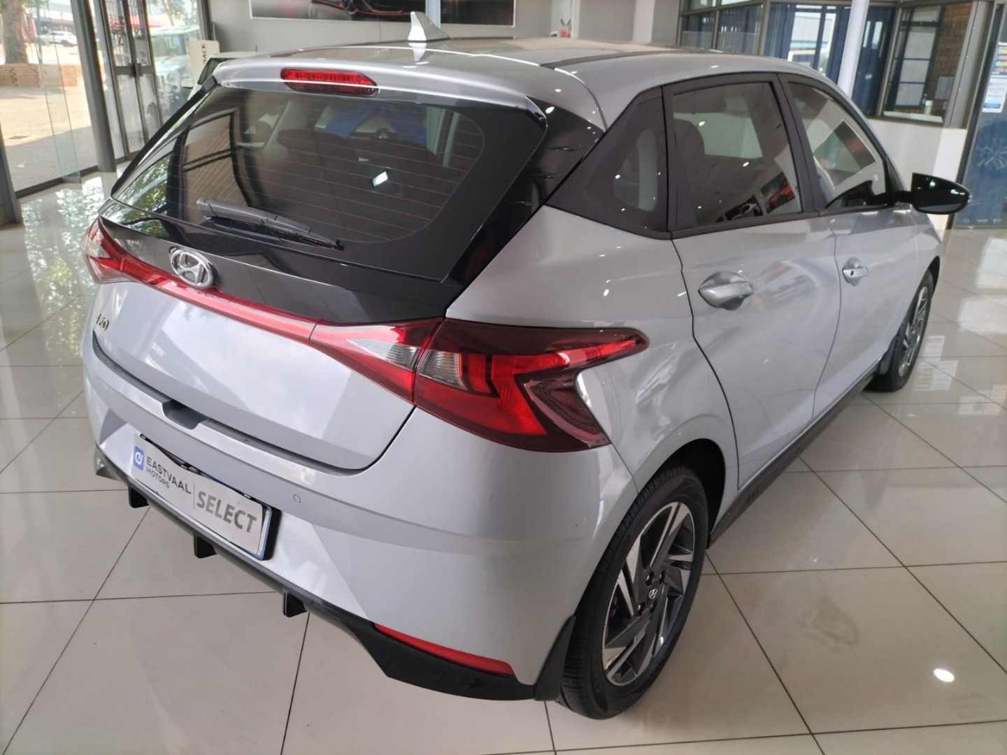 HYUNDAI i20 1.2 FLUID - 7 