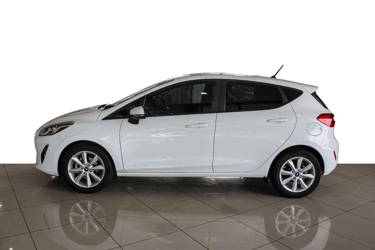 FORD FIESTA 1.0 ECOBOOST TREND 5DR A/T - 4 