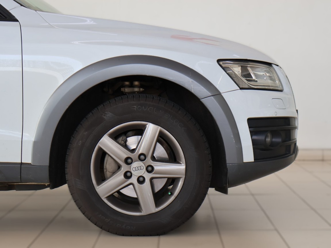 AUDI Q5 2.0 TDI QUATTRO STRONIC (40 TDI) - 3 