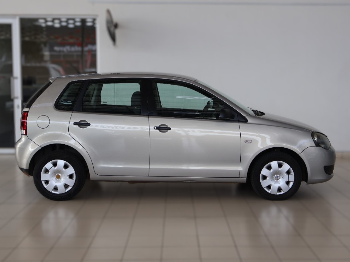 VOLKSWAGEN Polo POLO VIVO 1.4 TRENDLINE 5Dr - 1 