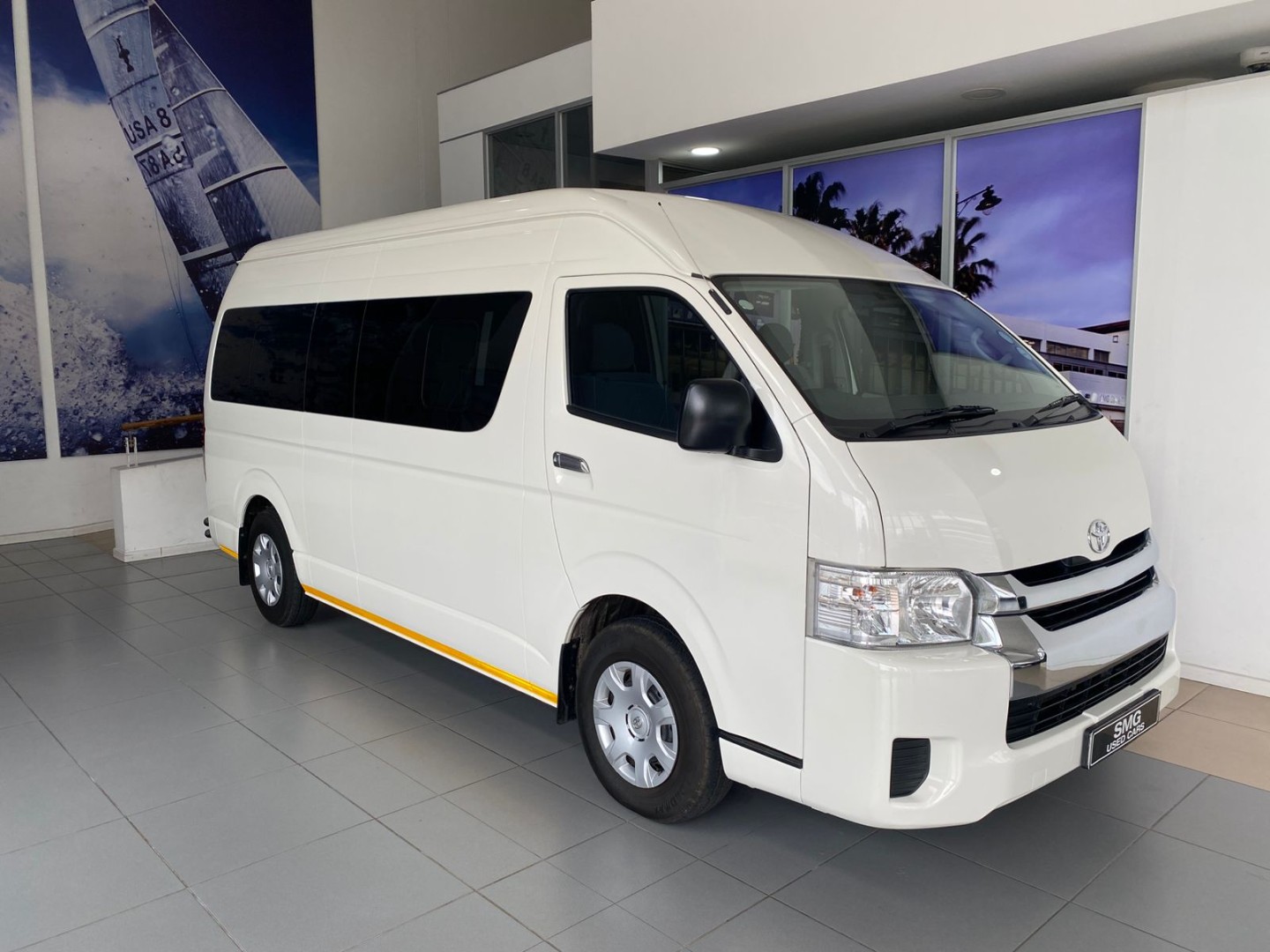 Toyota Quantum HIACE 2.5 D-4D 14 Seat