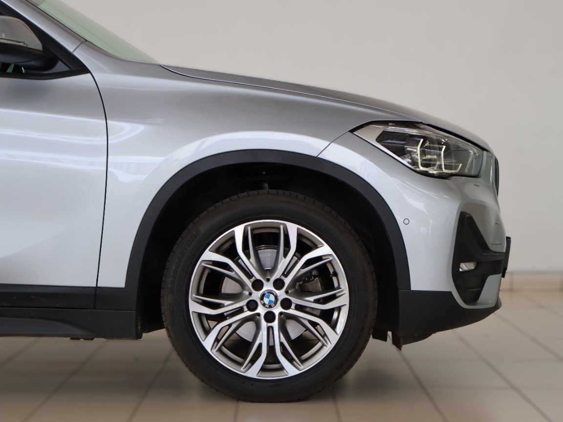 BMW X1 SDRIVE18I M SPORT A/T (F48) - 2 