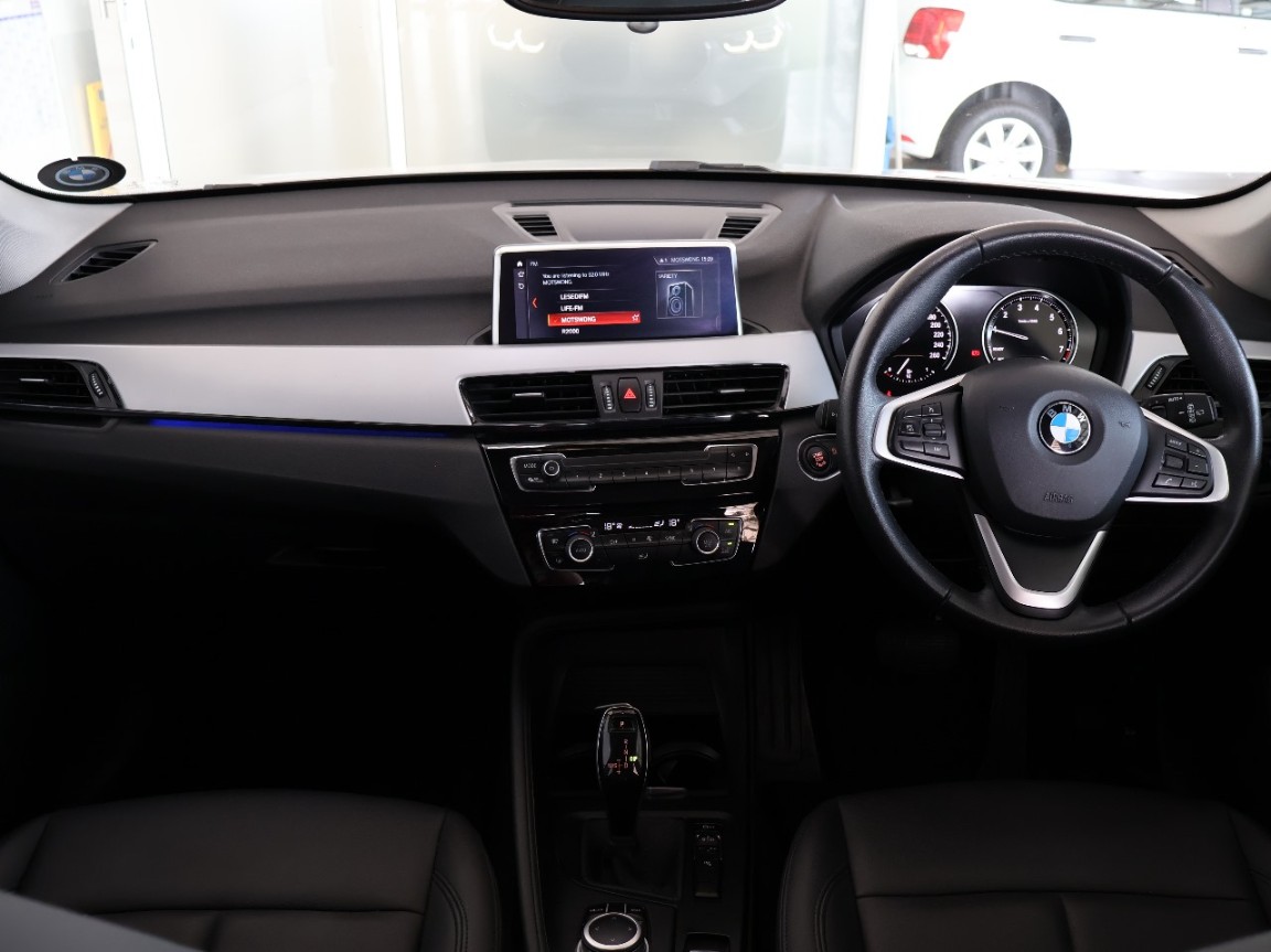 BMW X1 SDRIVE18I M SPORT A/T (F48) - 8 