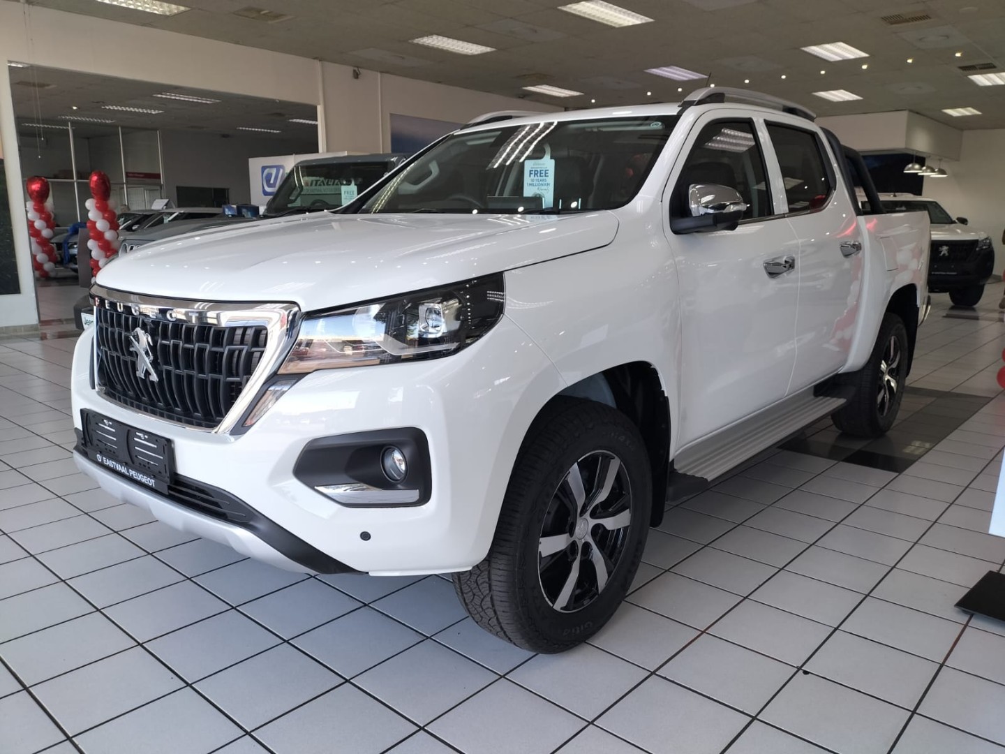 PEUGEOT LANDTREK 1.9D 4ACTION P/U D/C 4X4 A/T - 1 