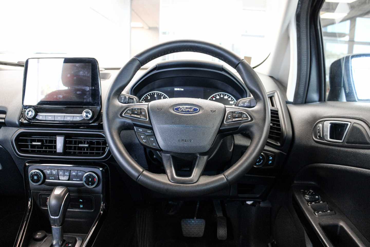 FORD ECOSPORT 1.0 ECOBOOST TITANIUM A/T - 17 