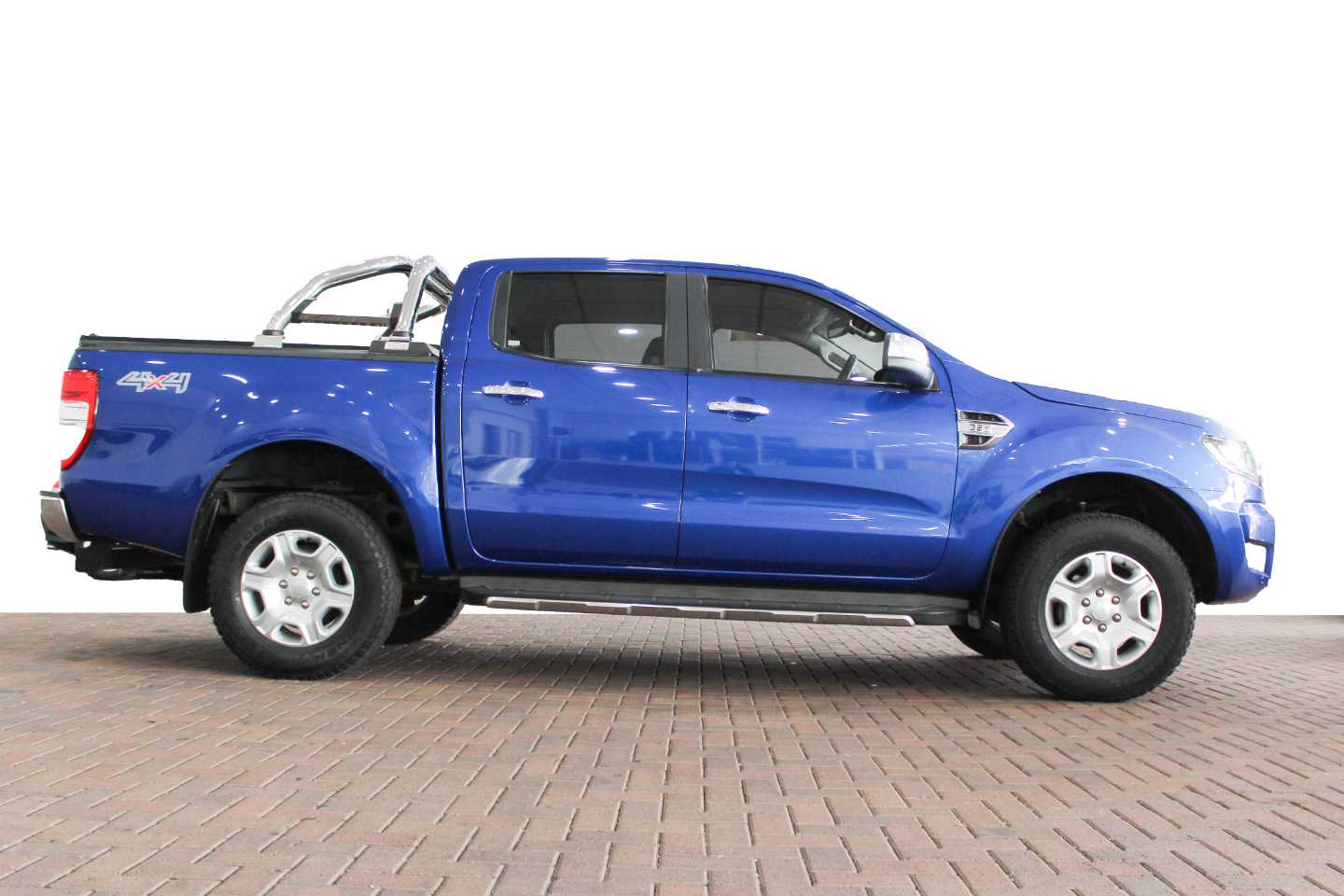 FORD RANGER 3.2TDCi XLT 4X4 A/T P/U D/C - 6 