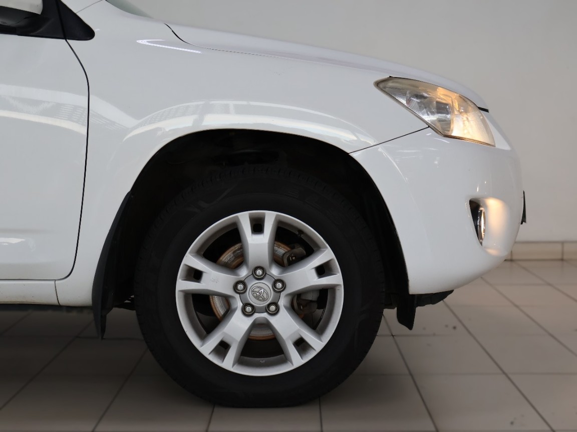 TOYOTA RAV4 2.0 P AWD 5M  08 (10R) - 2 