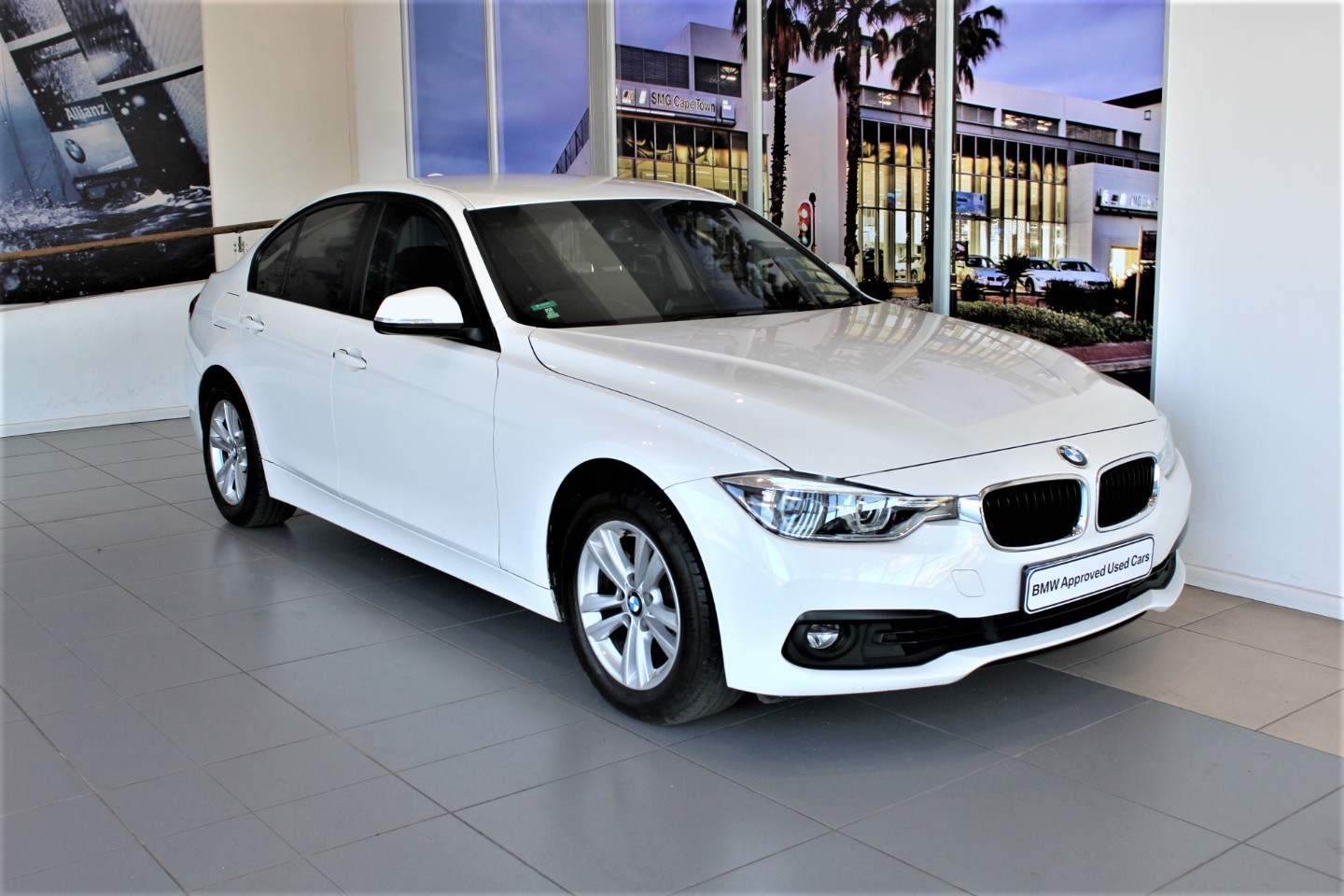 BMW 320i (F30) Auto