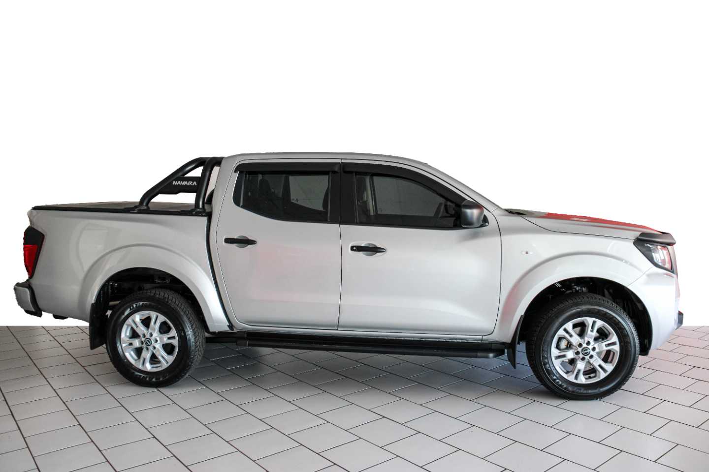 NISSAN NAVARA 2.5DDTI SE PLUS A/T D/C P/U - 7 