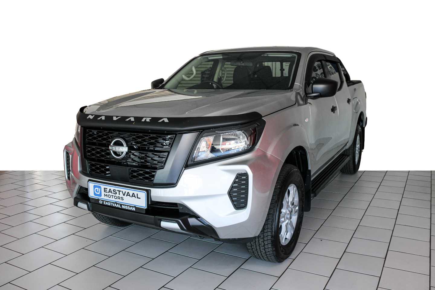 NISSAN NAVARA 2.5DDTI SE PLUS A/T D/C P/U - 2 