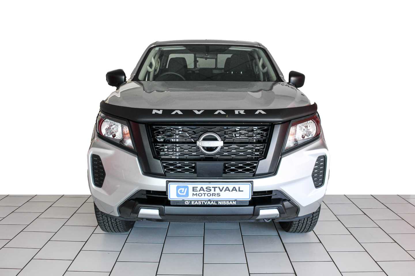 NISSAN NAVARA 2.5DDTI SE PLUS A/T D/C P/U - 1 