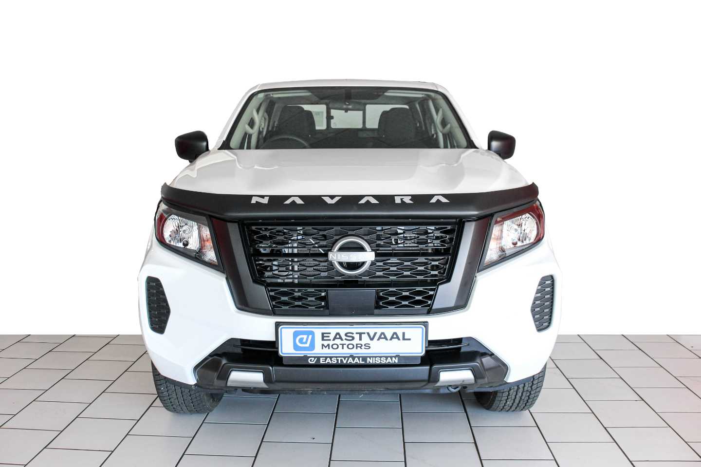 NISSAN NAVARA 2.5DDTI SE PLUS A/T D/C P/U - 1 