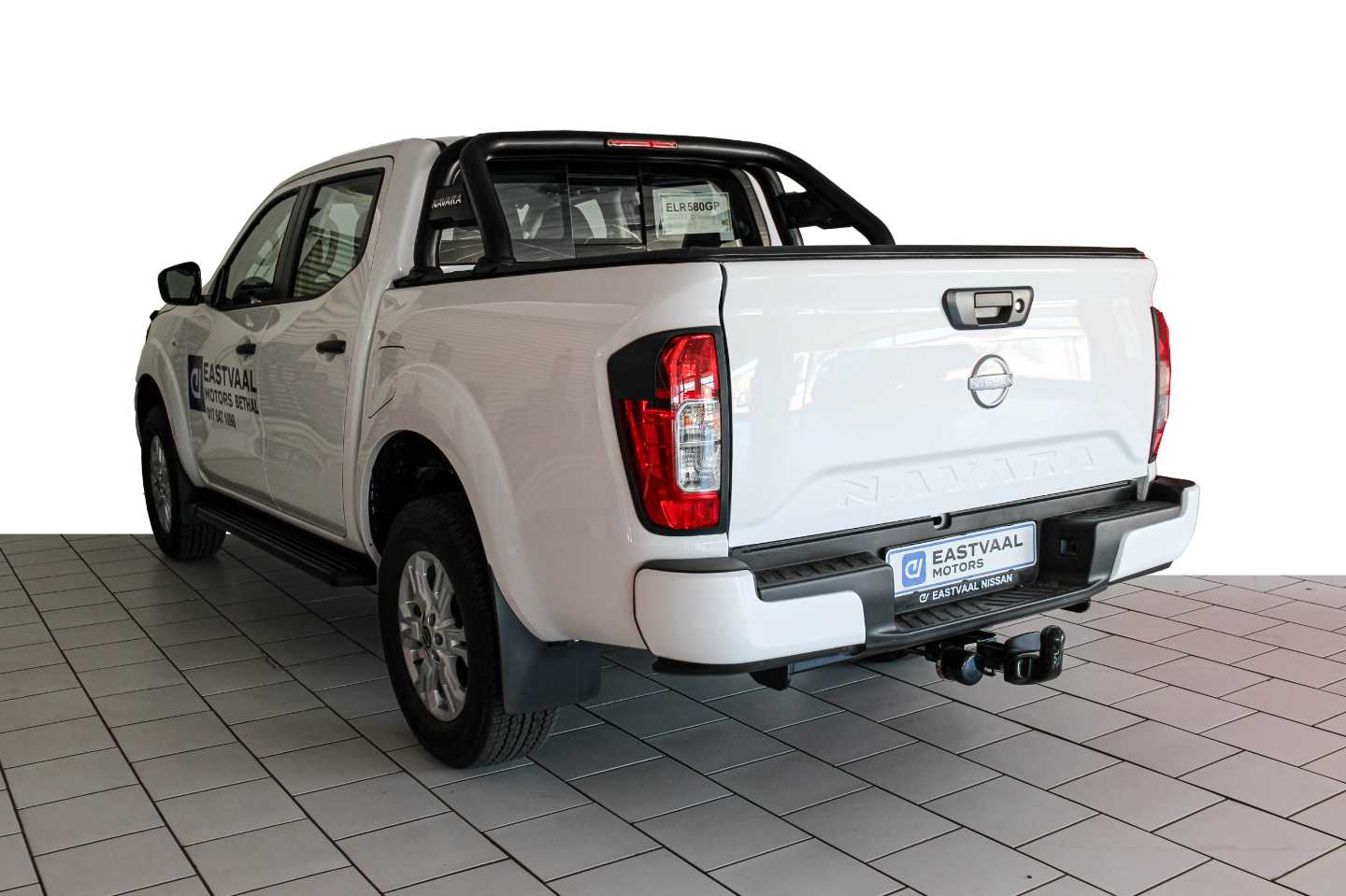 NISSAN NAVARA 2.5DDTI SE PLUS A/T D/C P/U - 4 