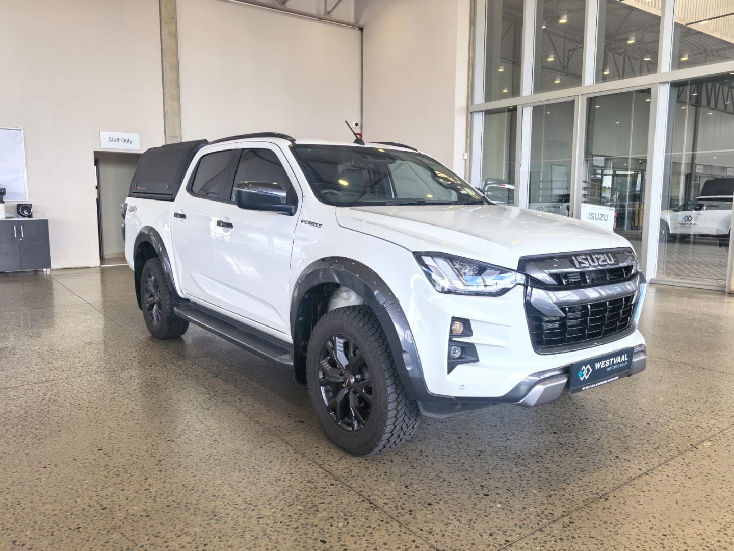 2025 ISUZU 3.0 DDI V-CROSS 4X4 A/T  for sale - WV011|DEMOSALES|8705